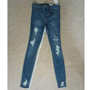 Hollister Size 3L High Rise Dark Wash Ripped Jeans